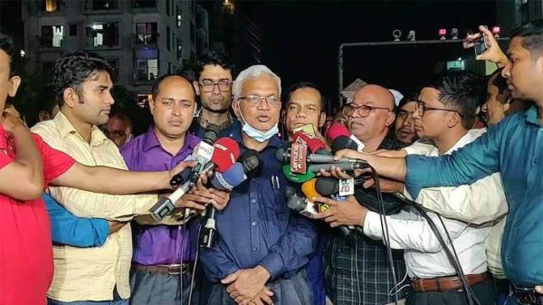 খালেদা জিয়াকে দ্রুত বিদেশে নিতে আবারও সুপারিশ মেডিকেল বোর্ডের: ডা. জাহিদ