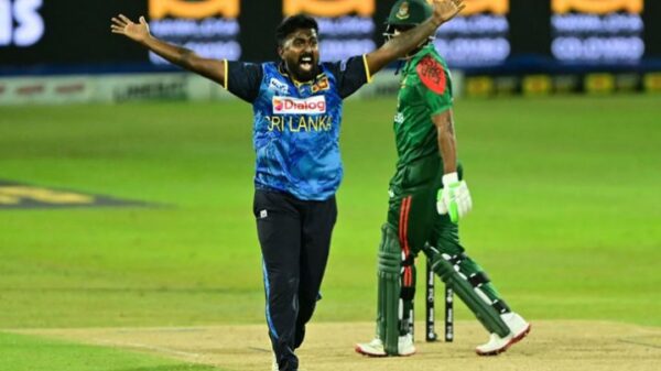 ব্যাটিং দুর্দশায় হারলো বাংলাদেশ